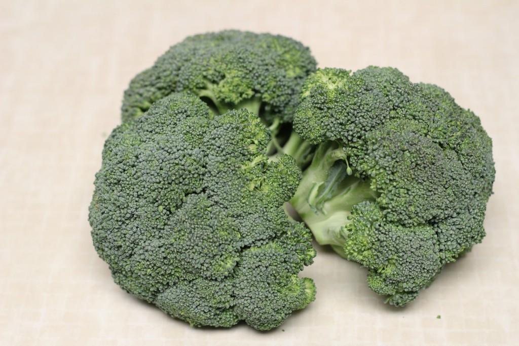 how much broccoli is one head