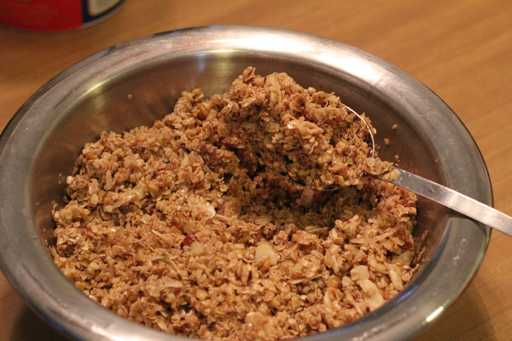 step-by-step almond granola
